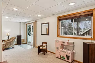 9000 Parkside Dr, Woodbury, MN 55125 - Photo 33