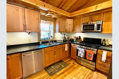 320 15th Avenue W, Menomonie, WI 54751 - Photo 5