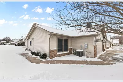 10993 Kirby Boulevard, Chisago City, MN 55013 - Photo 1