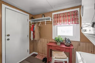 130 S 6th St, Bird Island, MN 55310 - Photo 13