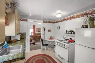 130 S 6th St, Bird Island, MN 55310 - Photo 3