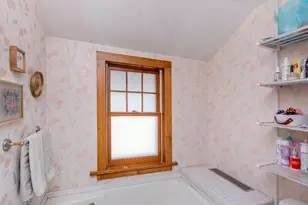 1591 Berkeley Ave, Saint Paul, MN 55105 - Photo 21