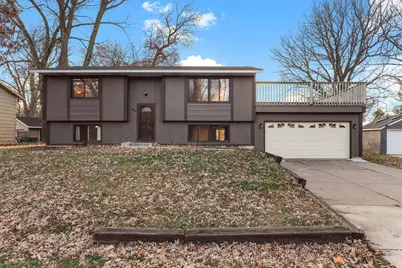 125 Glenmar Avenue, Mahtomedi, MN 55115 - Photo 1