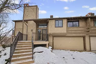 11557 Carriage Ct, Eden Prairie, MN 55344 - Photo 3