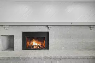 11557 Carriage Ct, Eden Prairie, MN 55344 - Photo 9