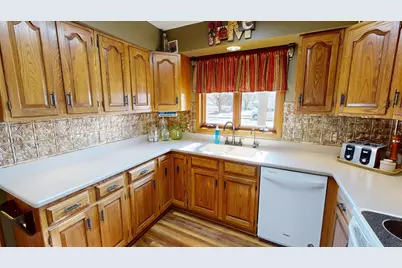 941 Mary Avenue, Willmar, MN 56201 - Photo 5