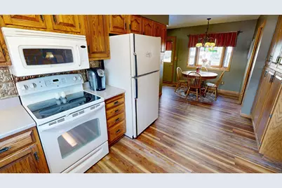 941 Mary Avenue, Willmar, MN 56201 - Photo 7