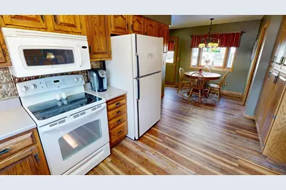 941 Mary Avenue, Willmar, MN 56201 - Photo 7