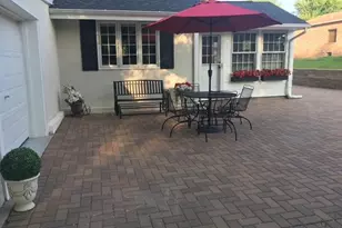 935 Century Ave N, Maplewood, MN 55119 - Photo 5