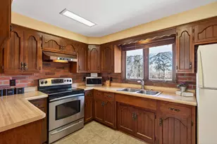 935 Century Ave N, Maplewood, MN 55119 - Photo 13