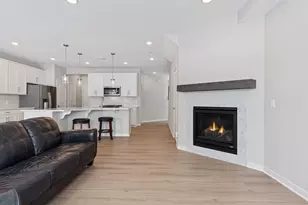 9560 4th St N, Lake Elmo, MN 55042 - Photo 11