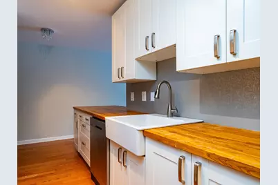 2446 Aldrich Avenue S #105, Minneapolis, MN 55405 - Photo 7