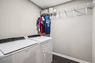 1006 Van White Memorial Blvd, Minneapolis, MN 55411 - Photo 13