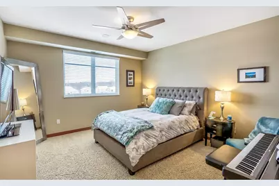 1070 Grandview Court NE #406, Columbia Heights, MN 55421 - Photo 25