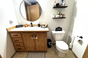 315 Leonard Ave, Crookston, MN 56716 - Photo 17