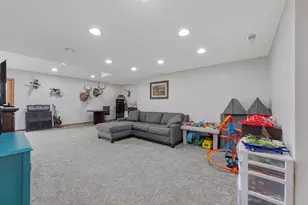 412 Singing Hills Dr SE, Lonsdale, MN 55046 - Photo 53