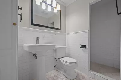 2209 Aldrich Avenue S, Minneapolis, MN 55405 - Photo 9