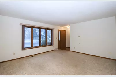 2301 23rd Avenue S, Fargo,  58103 - Photo 5