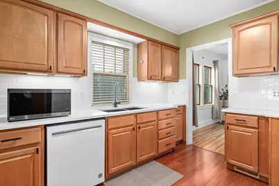 711 Sherwood Avenue, Saint Paul, MN 55106 - Photo 9