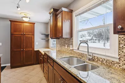 6342 Girard Avenue N, Brooklyn Center, MN 55430 - Photo 5