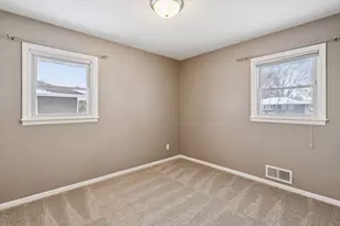 6342 Girard Ave N, Brooklyn Center, MN 55430 - Photo 19