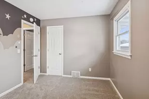 6342 Girard Ave N, Brooklyn Center, MN 55430 - Photo 21