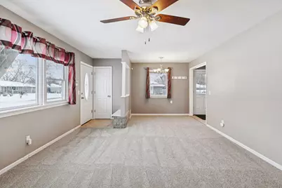 6342 Girard Avenue N, Brooklyn Center, MN 55430 - Photo 9