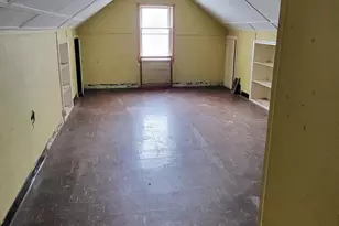 1939 5th St E, Saint Paul, MN 55119 - Photo 5