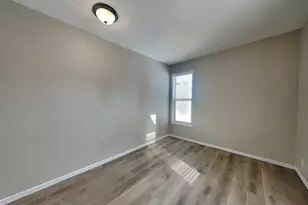 1115 19th Ave NE, Minneapolis, MN 55418 - Photo 9