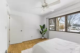 3832 Gettysburg Ave N, New Hope, MN 55427 - Photo 17