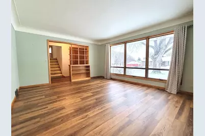 303 Lakehill Drive, Worthington, MN 56187 - Photo 11