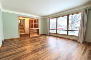 303 Lakehill Dr, Worthington, MN 56187 - Photo 11