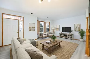 15316 Founders Ln, Apple Valley, MN 55124 - Photo 3