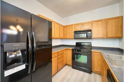 15316 Founders Lane #304, Apple Valley, MN 55124 - Photo 5