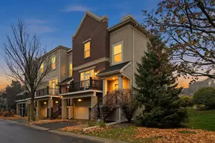 61 4th Ave N, Minneapolis, MN 55401 - Photo 3