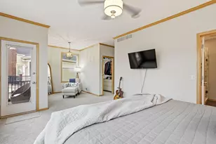 61 4th Ave N, Minneapolis, MN 55401 - Photo 23