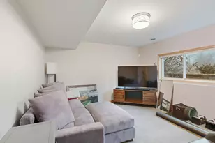 61 4th Ave N, Minneapolis, MN 55401 - Photo 43