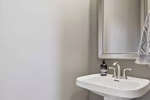 61 4th Ave N, Minneapolis, MN 55401 - Photo 19