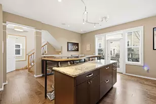 61 4th Ave N, Minneapolis, MN 55401 - Photo 7