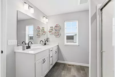 2210 Gateway Curve, North Saint Paul, MN 55109 - Photo 19