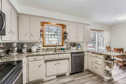 639 7th Street W, Hastings, MN 55033 - Photo 9