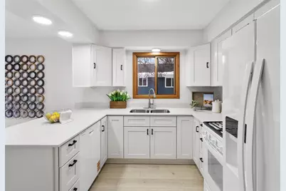 2200 74th Avenue N, Brooklyn Park, MN 55444 - Photo 13