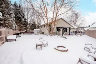 129 Hemlock Pl, Vadnais Heights, MN 55127 - Photo 39