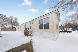 502 Edgar Pl, Faribault, MN 55021 - Photo 5