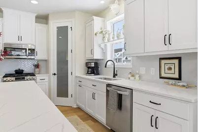 6506 Harvest Way, Chaska, MN 55318 - Photo 9