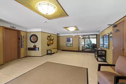 10451 Greenbrier Road #B103, Hopkins, MN 55305 - Photo 17