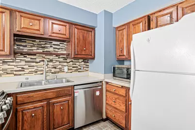 5636 Brookdale Drive N, Brooklyn Park, MN 55443 - Photo 7