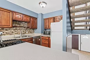 5636 Brookdale Dr N, Brooklyn Park, MN 55443 - Photo 5