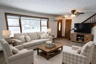 330 1st St W, Lake Lillian, MN 56253 - Photo 3