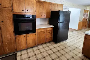 330 1st St W, Lake Lillian, MN 56253 - Photo 5